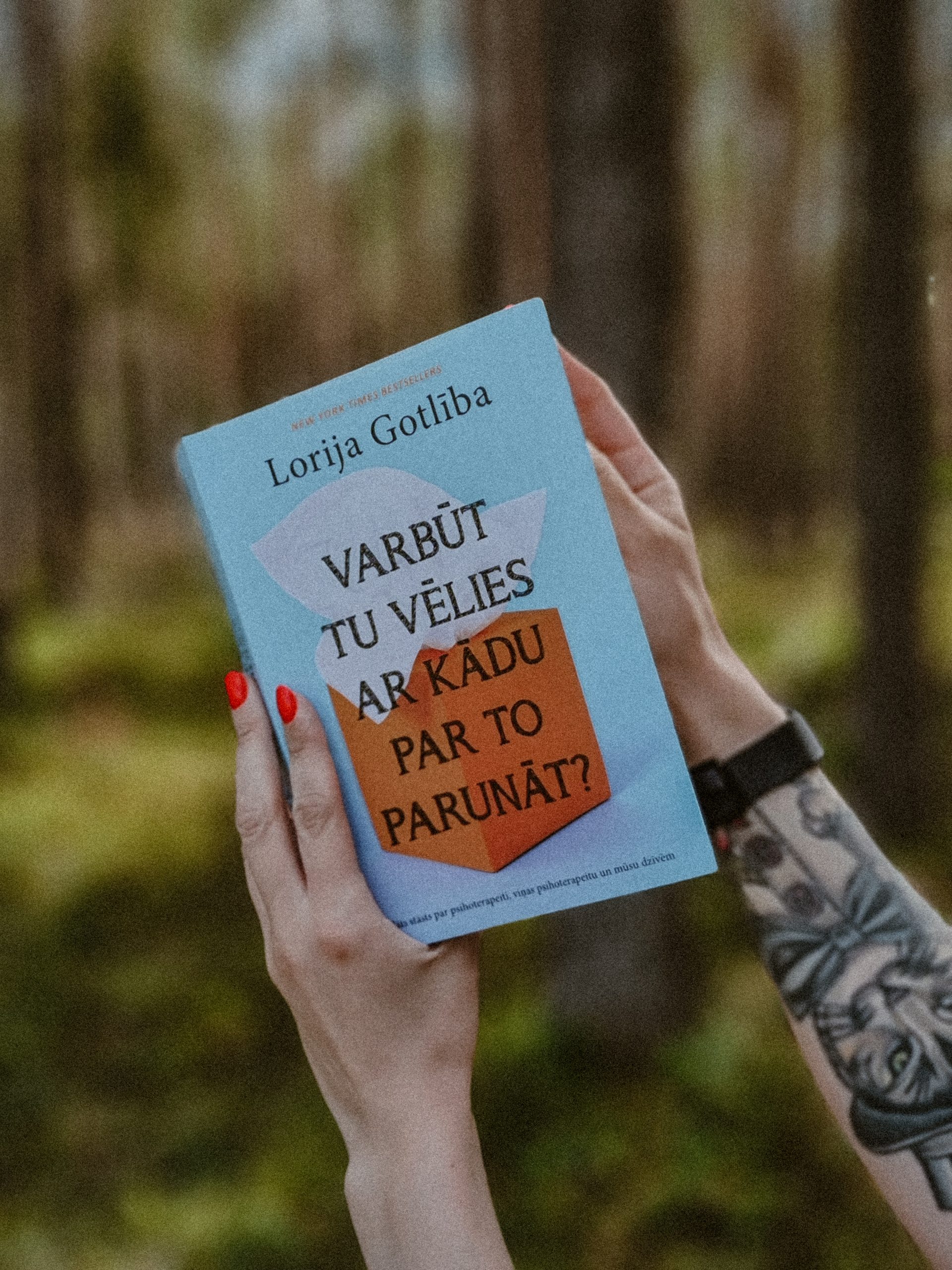 Lorija Gotlība «Varbūt tu vēlies ar kādu par to parunāt?»